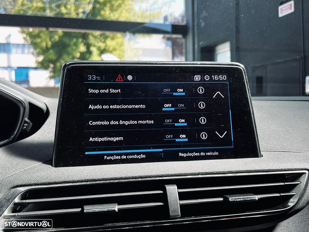 Peugeot 3008 1.2 PureTech GT Line EAT8 - 29