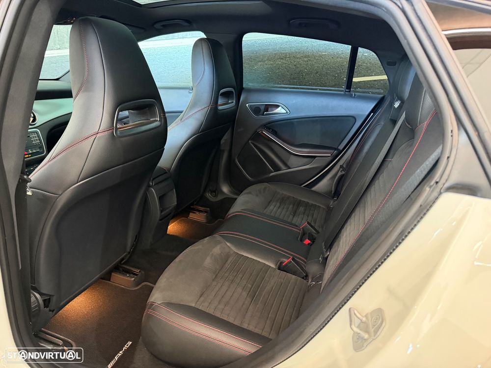 Mercedes-Benz CLA 180 d Shooting Brake AMG Line - 8