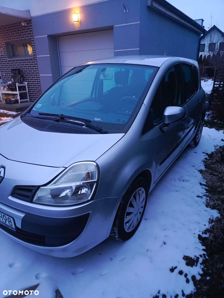 Renault Modus - 10
