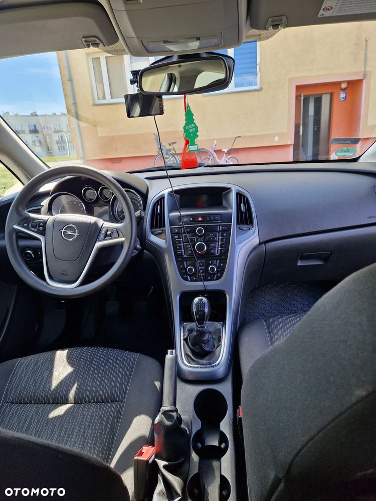 Opel Astra 1.4 Turbo - 3