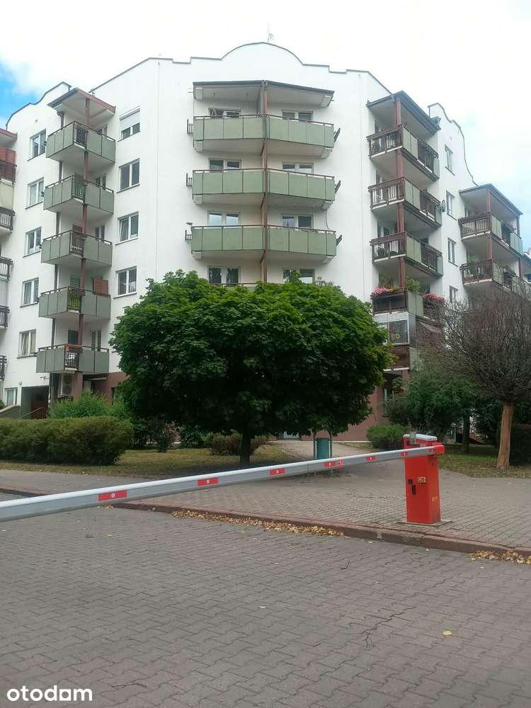Przestronne mieszkanie - świetna lokalizacja
