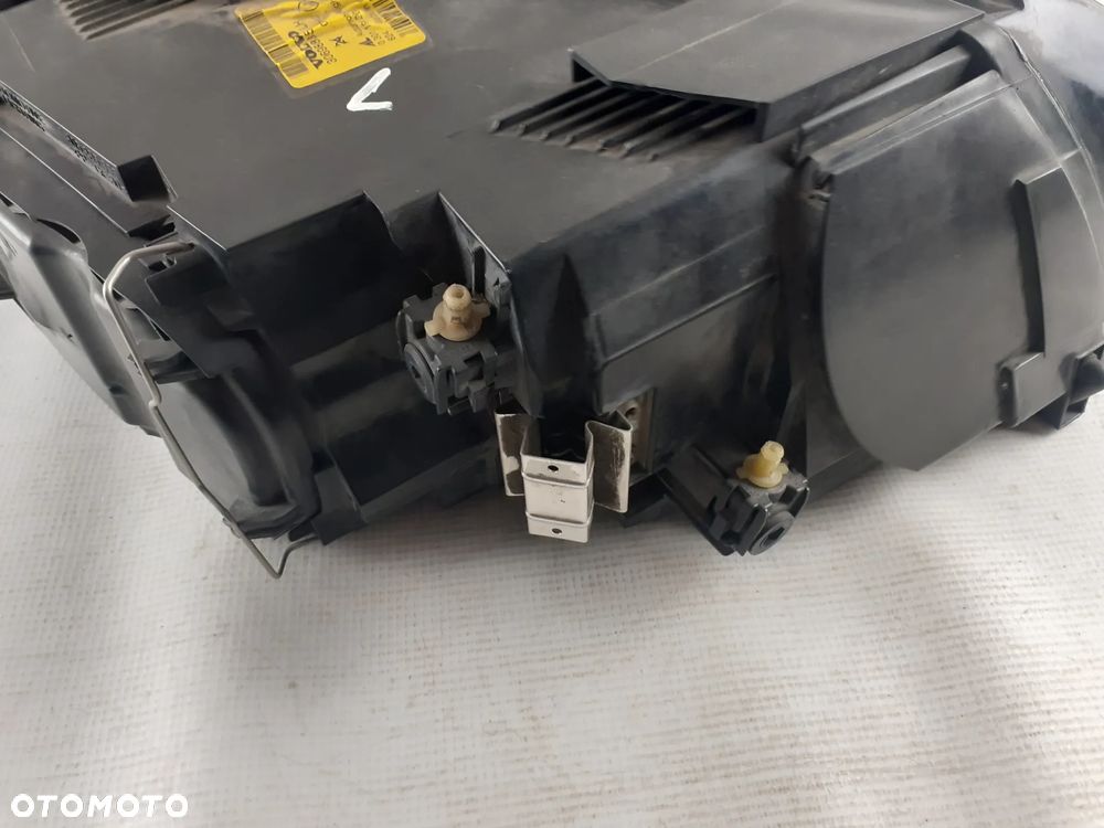 Lampa P+L Volvo V50 S40 04-07 r. Eur. - 10