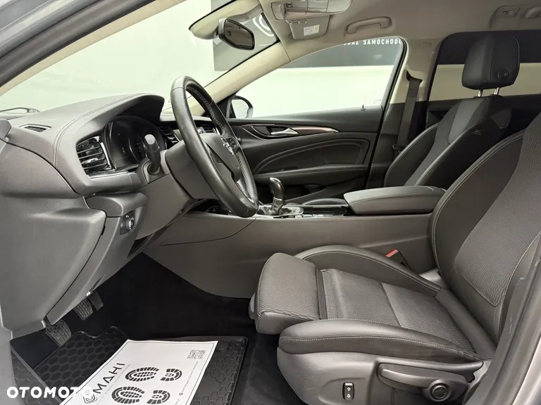 Opel Insignia Sports Tourer 2.0 Diesel Innovation - 24