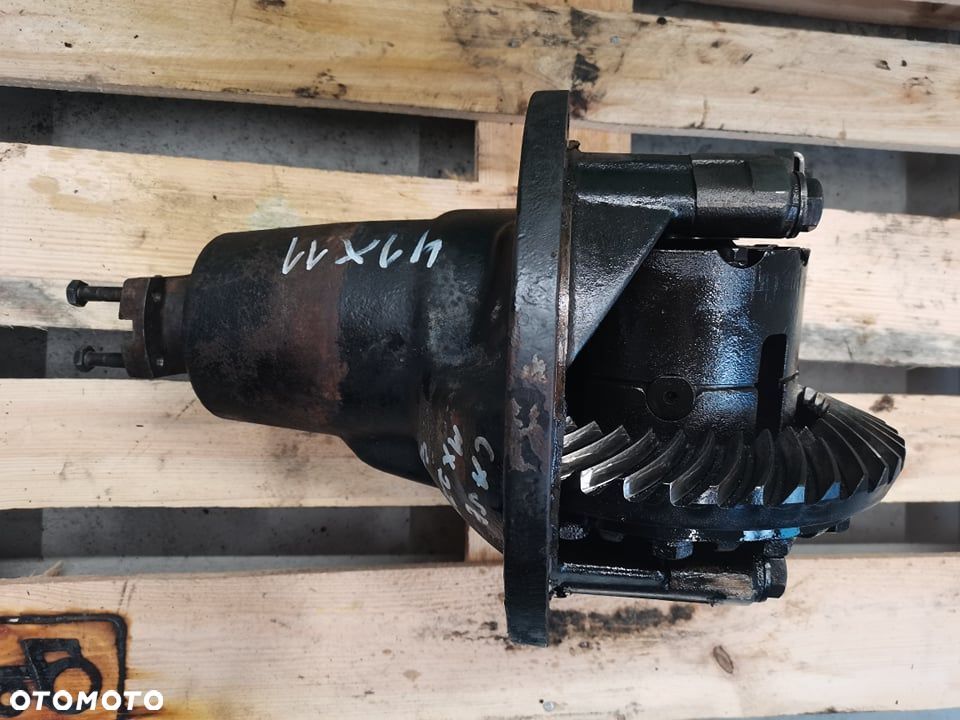 Case MX Magnum 2002r.{Mechanizm różnicowy} - 3