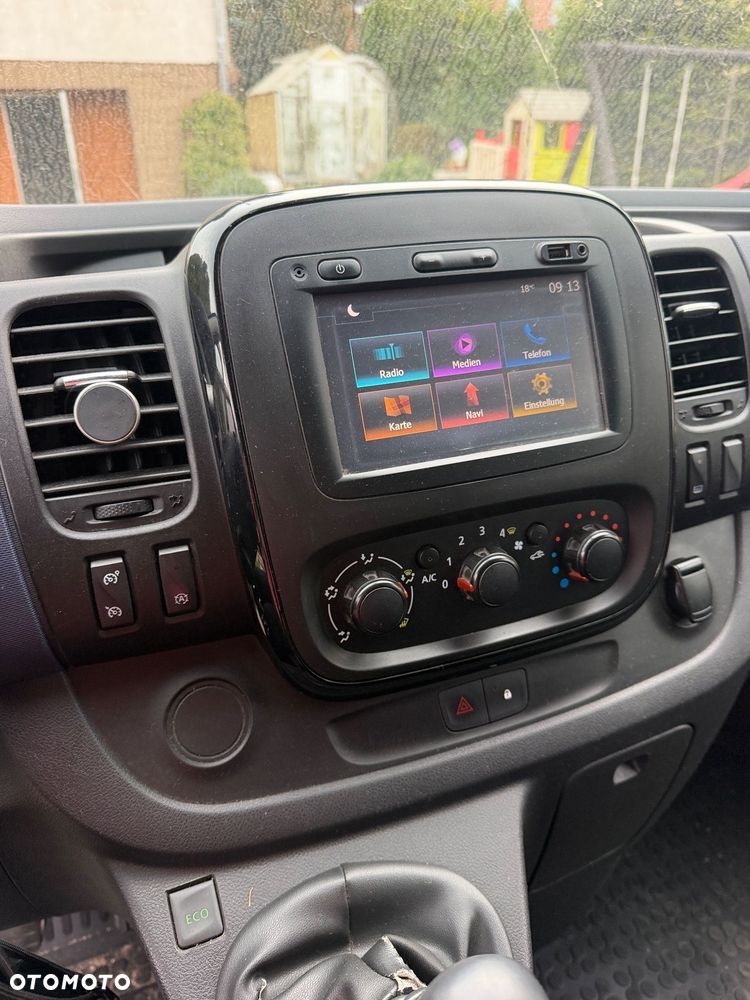 Opel Vivaro - 9