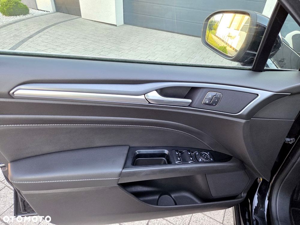 Ford Mondeo 2.0 TDCi STart-Stopp PowerShift-Aut Titanium - 31