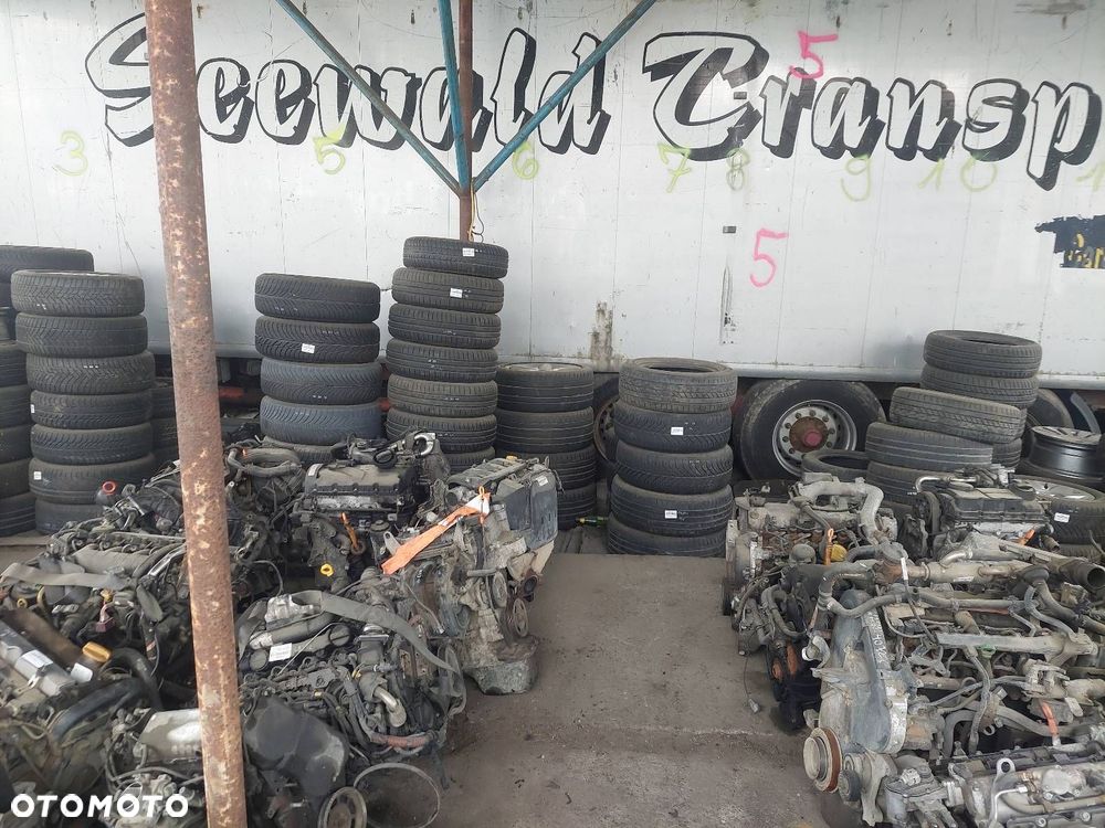 SILNIK DIESEL + POMPOWTRYSKI TURBO AUDI A3 8P 2.0 TDI BKD 03G130073G - 9
