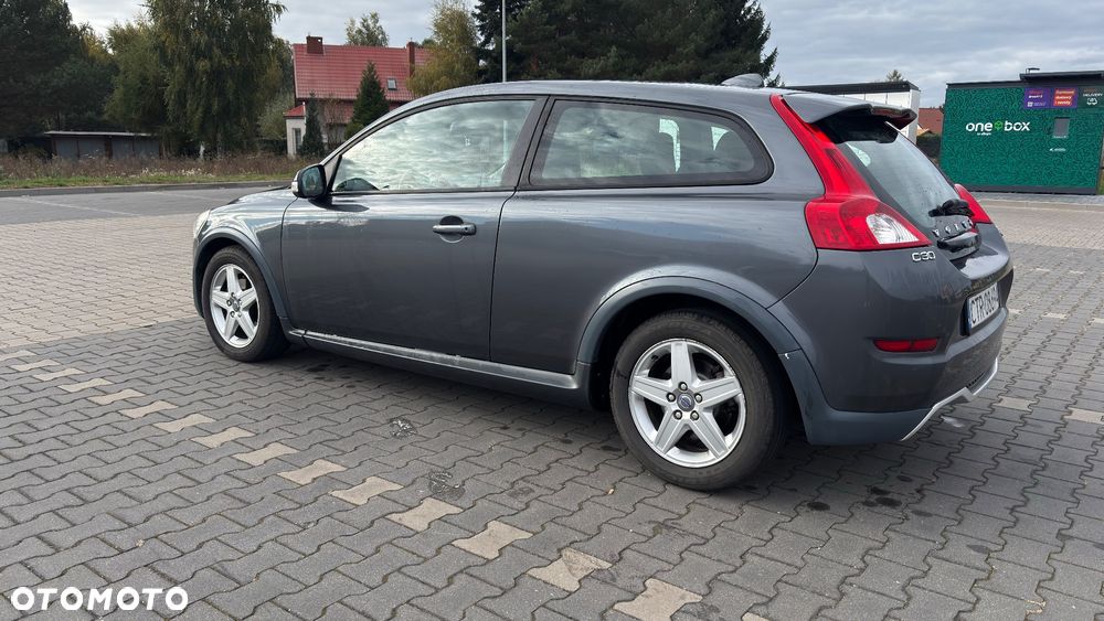 Volvo C30 2010 photo 2