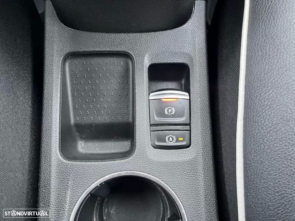 Renault Captur 1.0 TCe Exclusive - 23