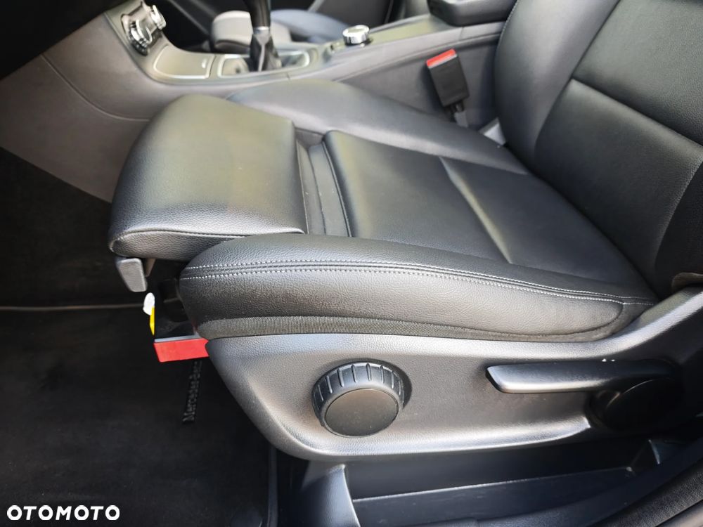 Mercedes-Benz Klasa B 180 BlueEFFICIENCY Edition - 24