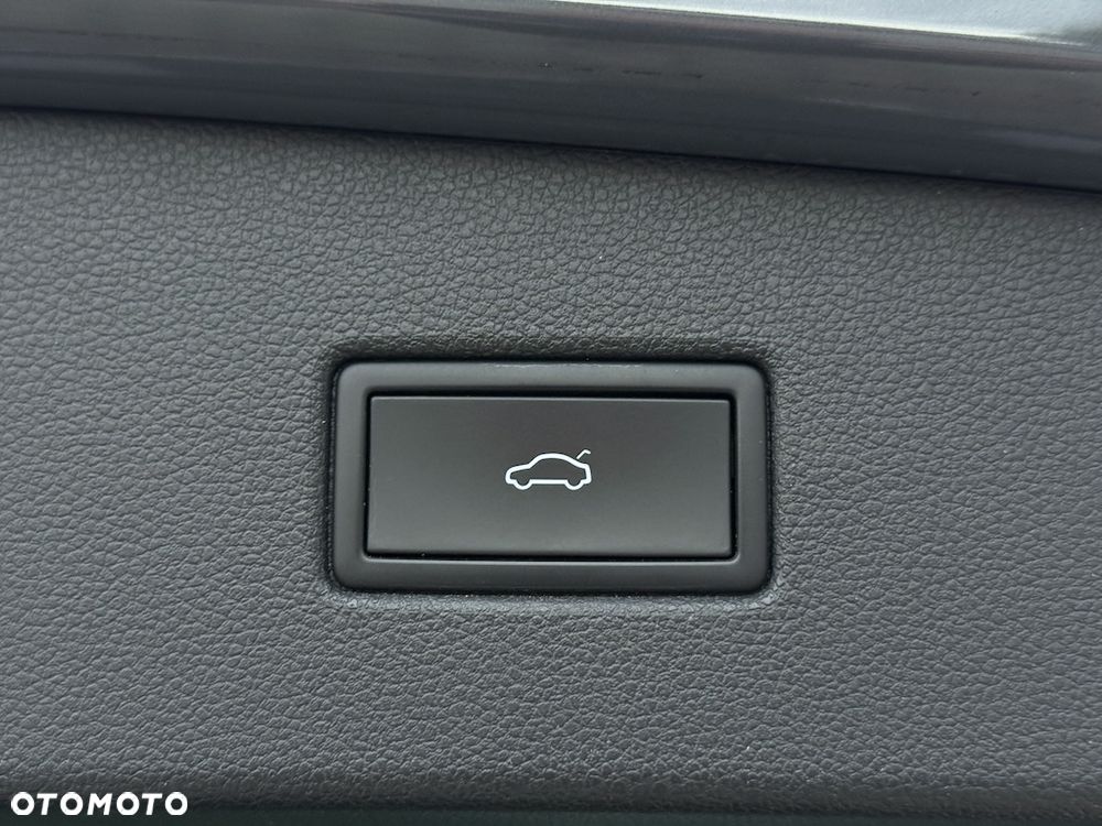 Volkswagen Tiguan - 21