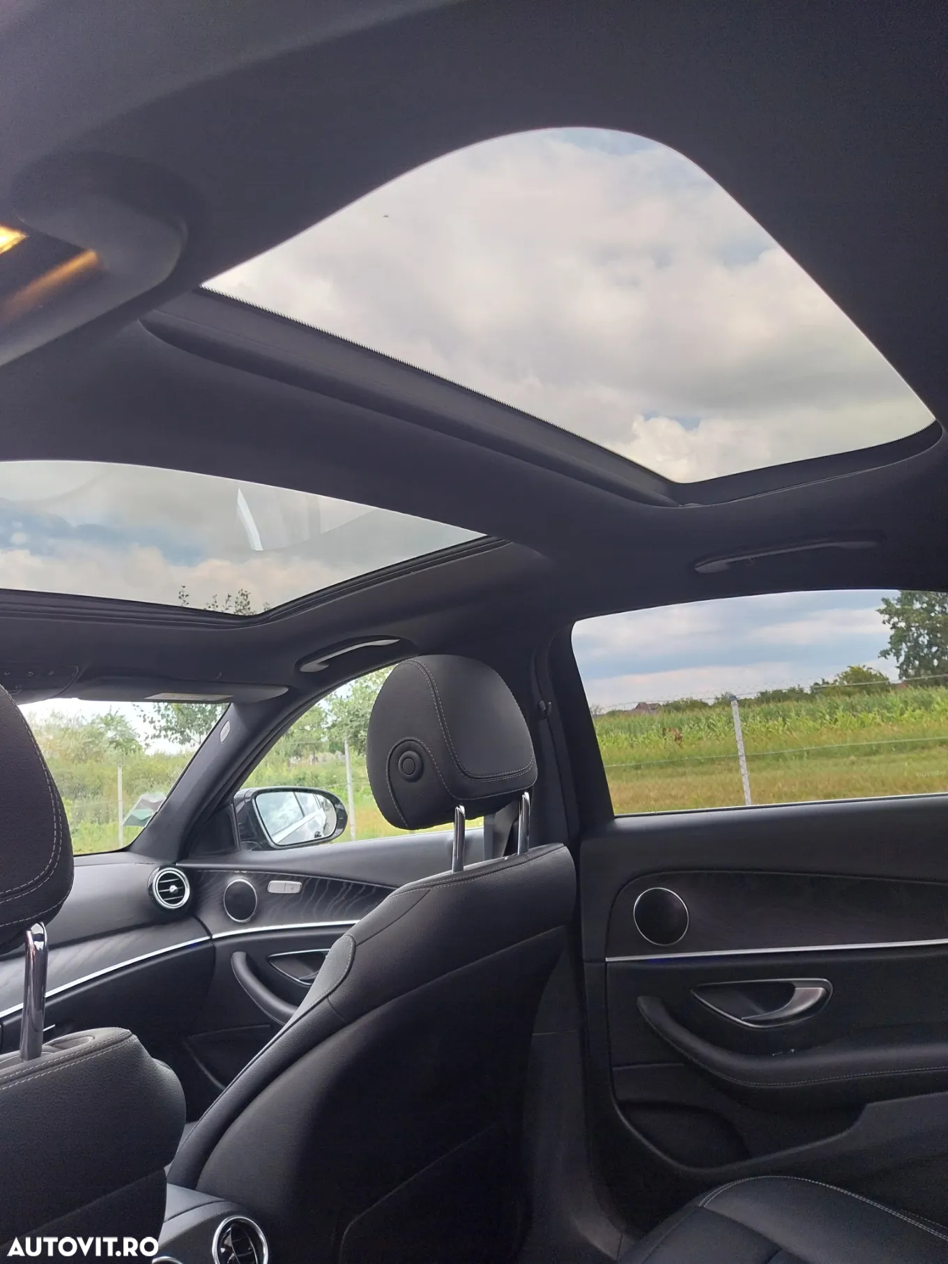 Mercedes-Benz E 220 d T 9G-TRONIC Avantgarde - 11