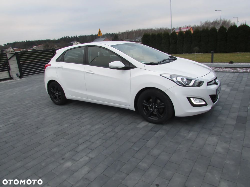 Hyundai i30 1.4 Fifa World Cup Edition - 10