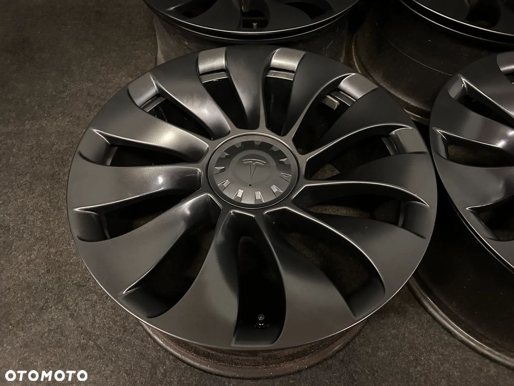 Alufelgi Tesla Model Y UBERTURBINE 21 cali 5x114,3 4szt. Dwie szerokości z czujnikami ! - 16