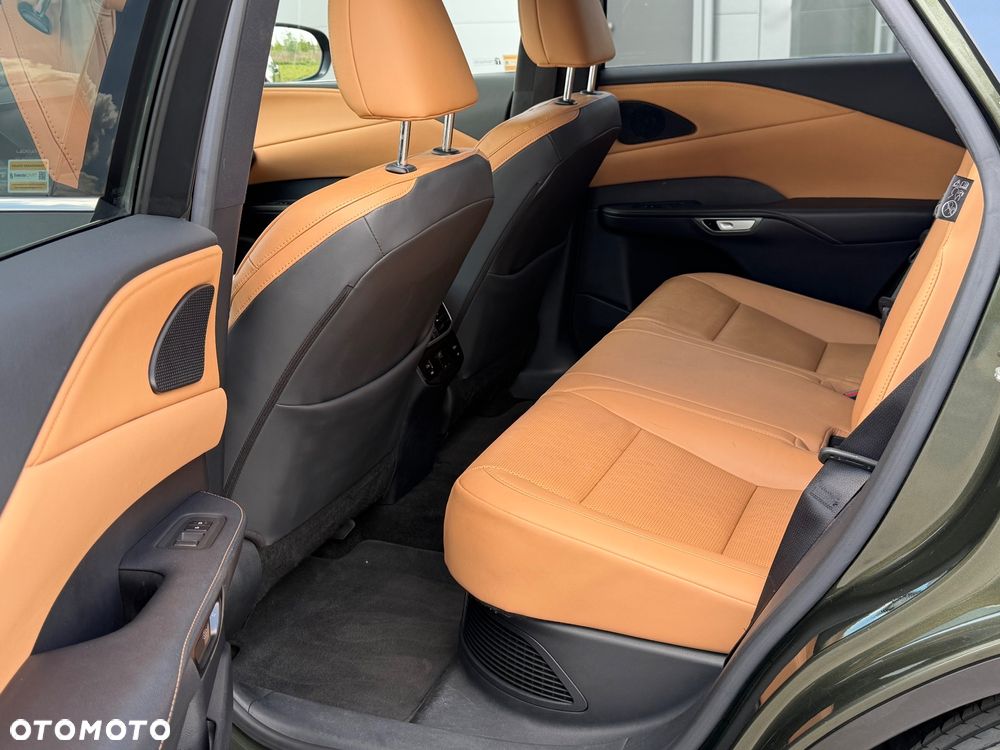 Lexus RX 350h Prestige - 31