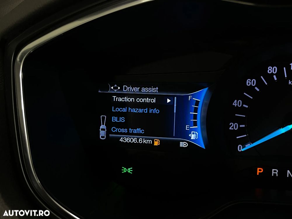 Ford Mondeo 2.0 HEV ST Line High - 31