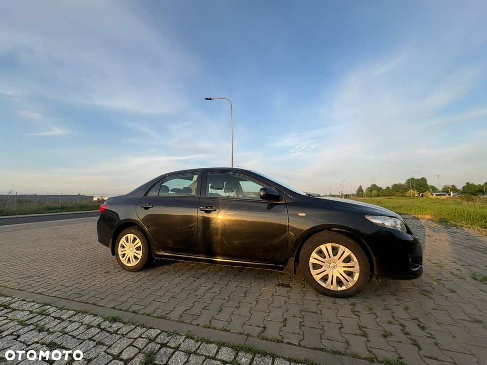 Toyota Corolla 1.6 Luna MM - 3