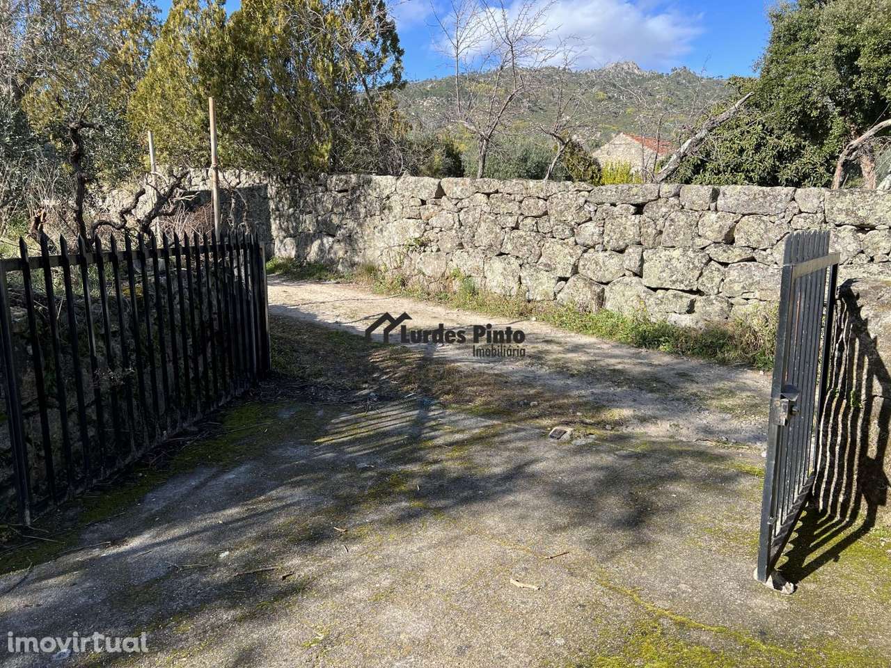 Quinta com vista para a serra - Grande imagem: 2/18