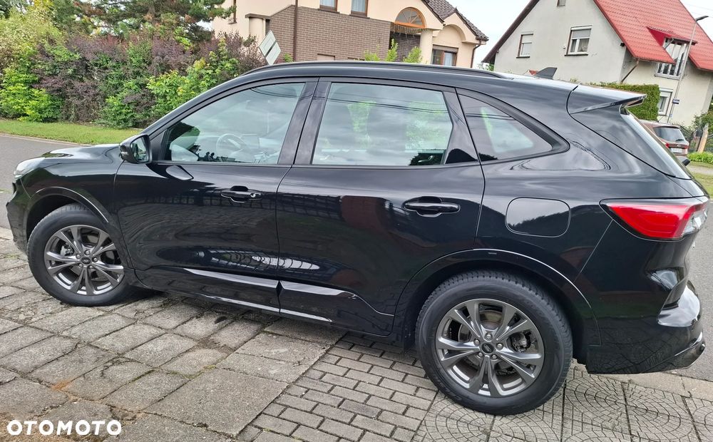 Ford Kuga 2.5 FHEV FWD ST-Line - 4