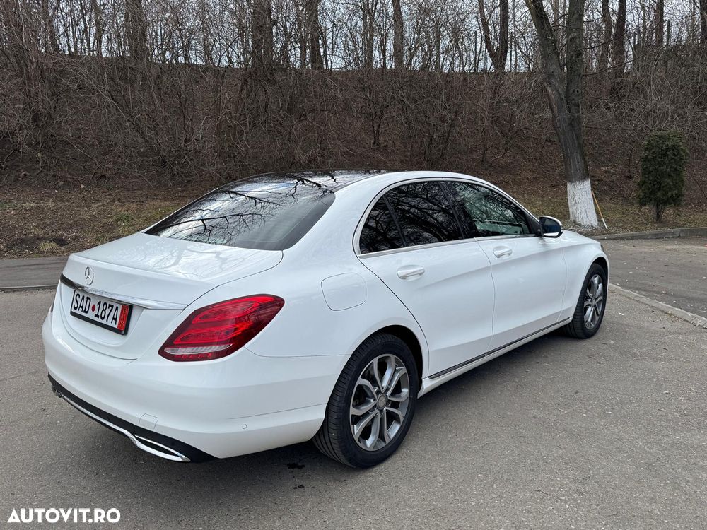 Mercedes-Benz C 250 (BlueTEC) d 4Matic 7G-TRONIC - 4