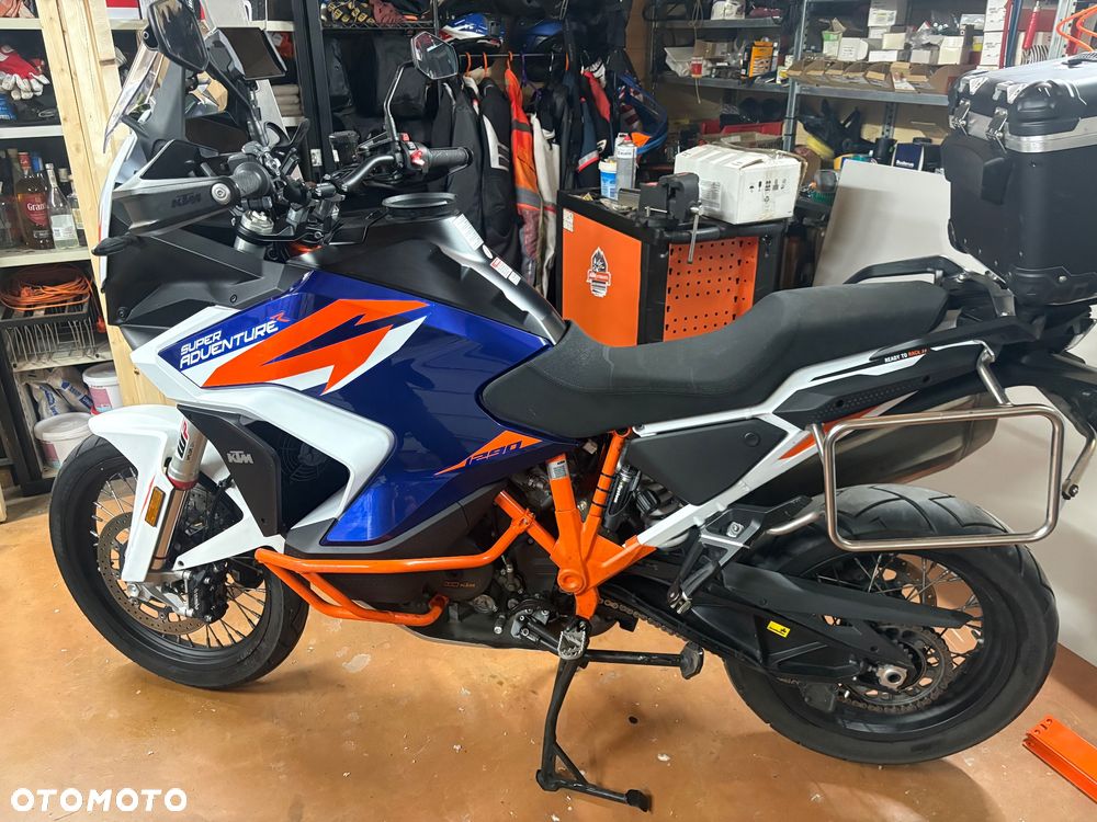 KTM Adventure - 6