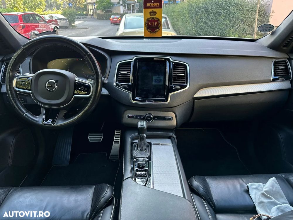 Volvo XC 90 D5 AWD Geartronic RDesign - 14
