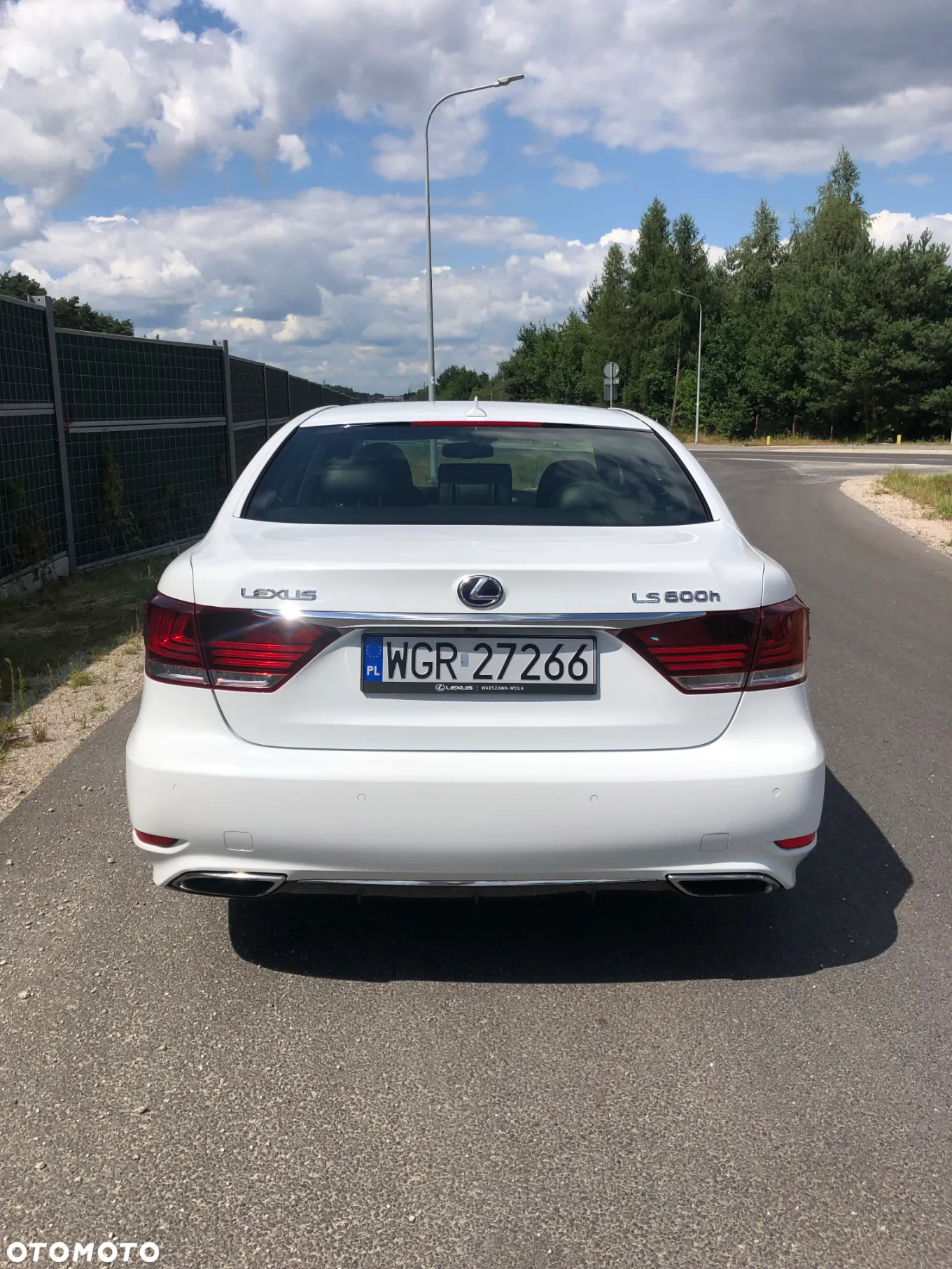 Lexus LS - 8