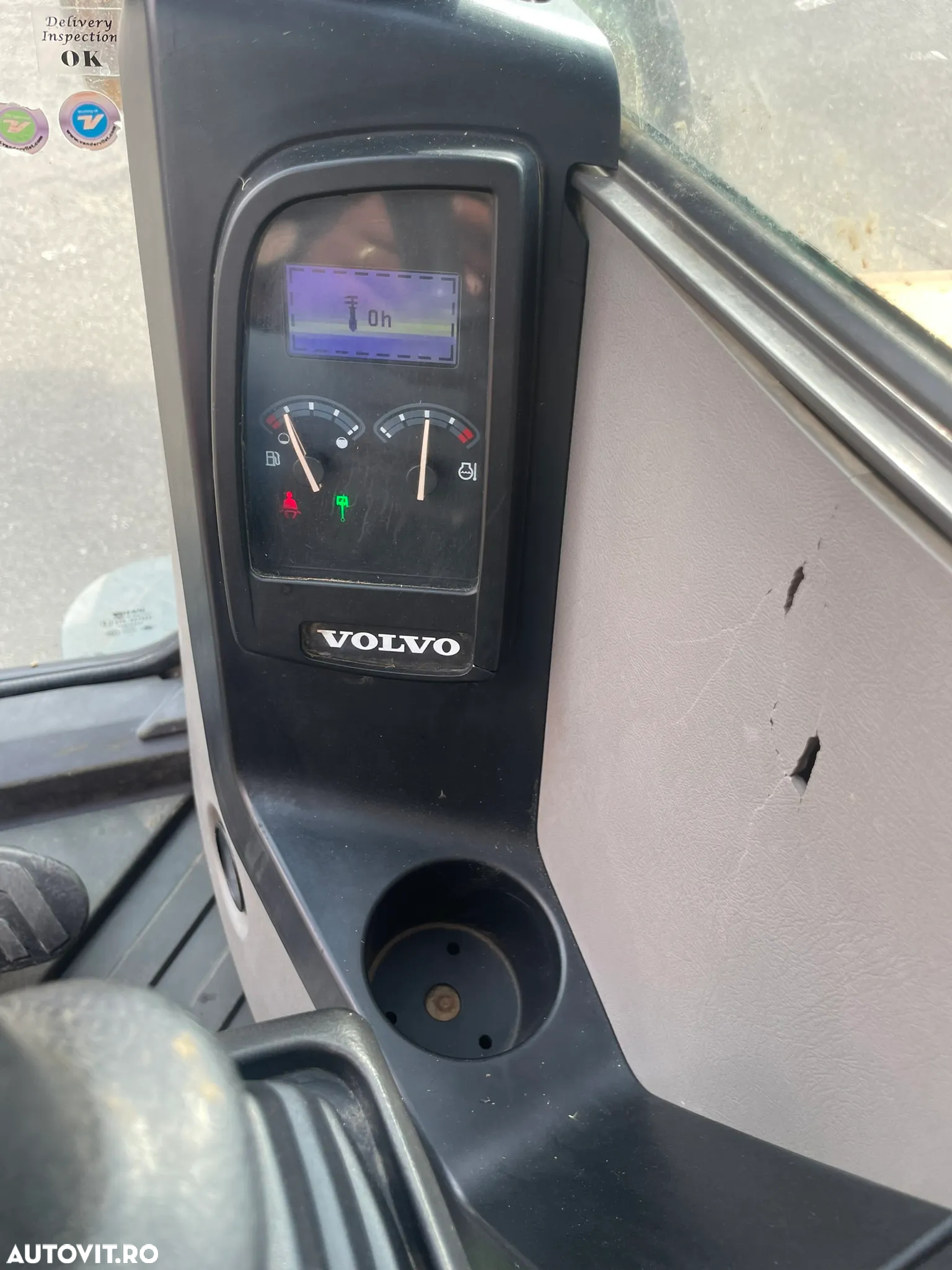 Volvo ECR88D - 17
