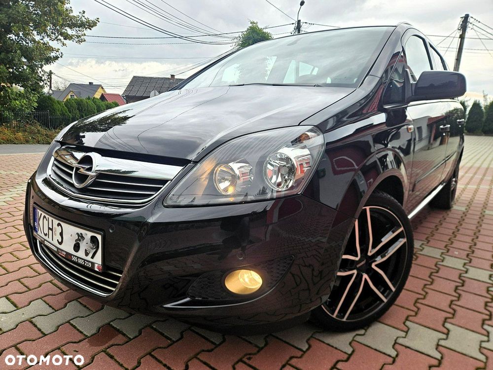Opel Zafira - 2