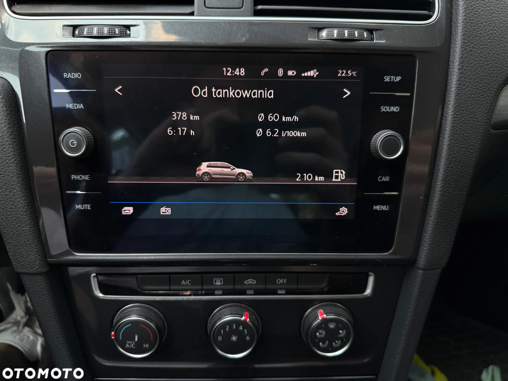 Volkswagen Golf - 25