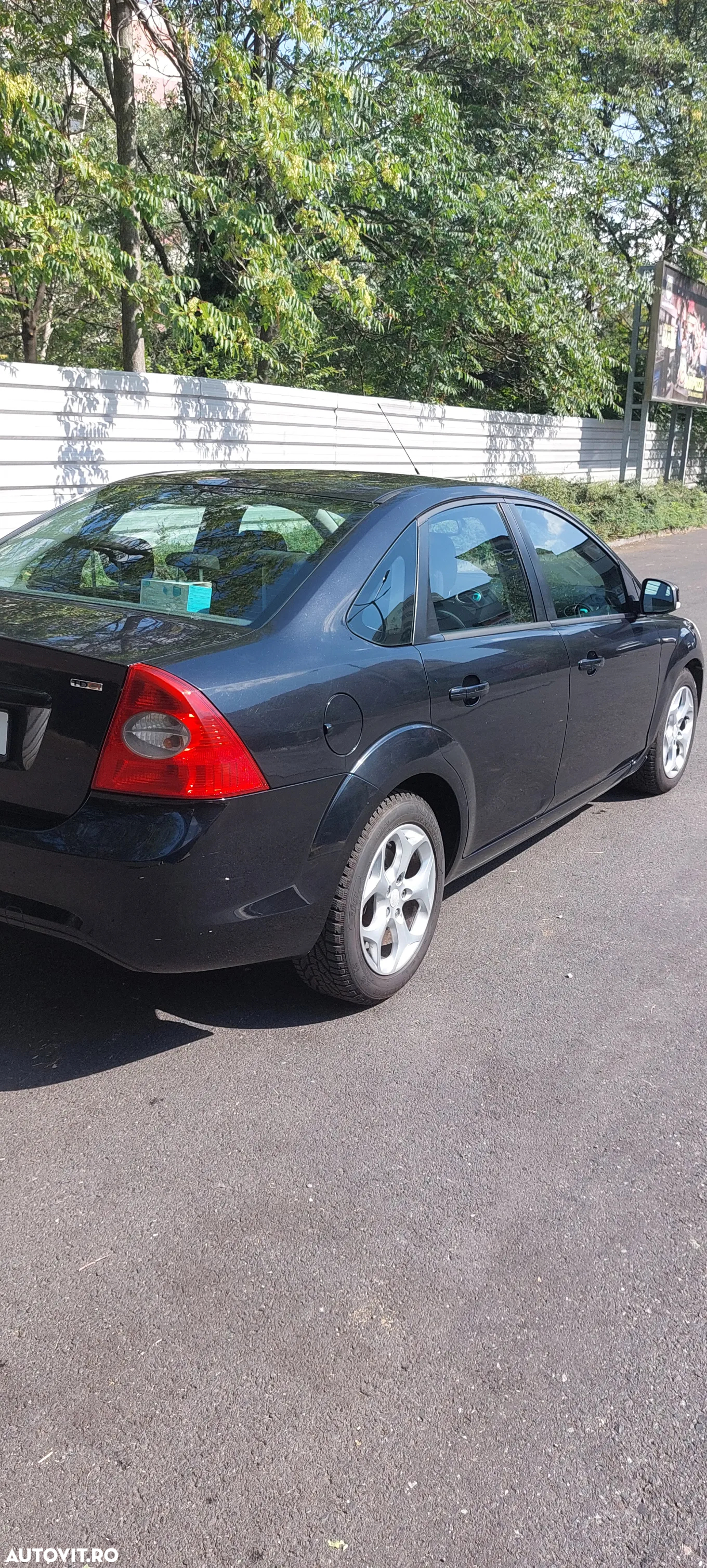 Ford Focus 1.8 TDCi Trend - 4