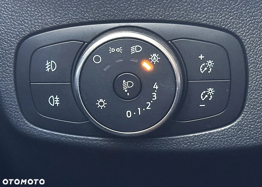 Ford Focus SW 1.5 EcoBlue Connected - 32