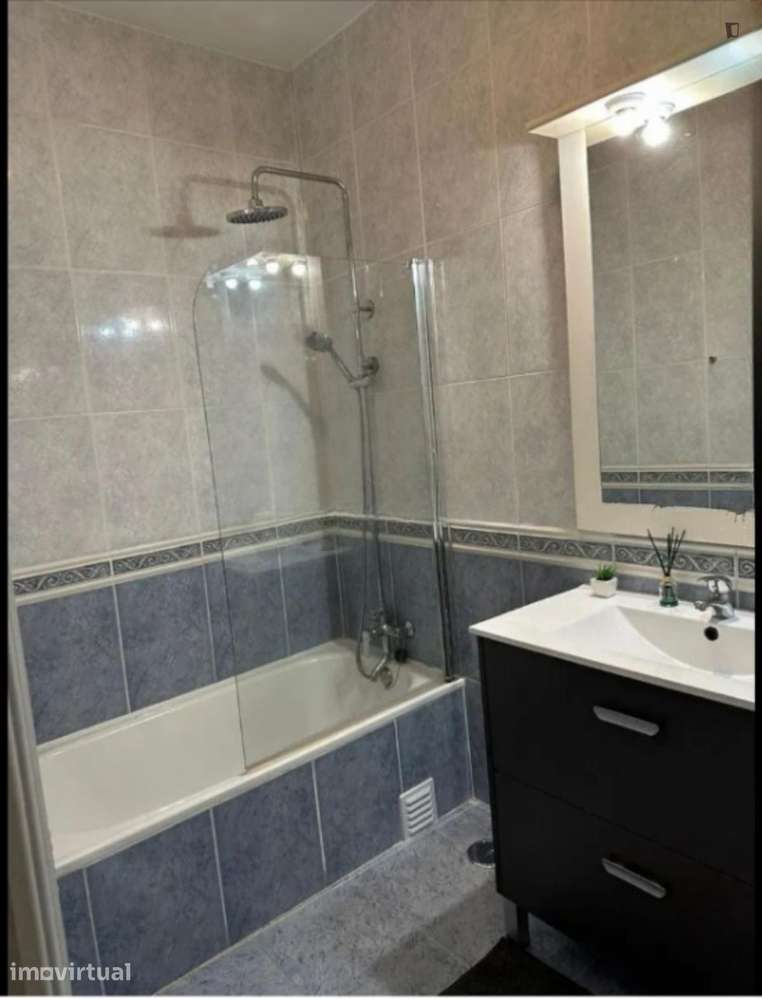 Quarto - localizado em Arroios Lisbon - Grande imagem: 2/8