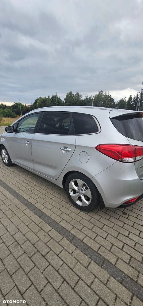 Kia Carens 1.7 CRDi L - 6