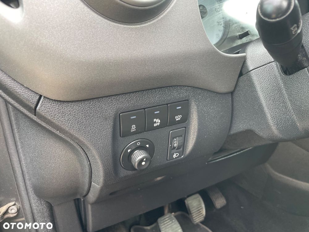 Citroën Berlingo 1.6 BlueHDi XTR S&S - 18