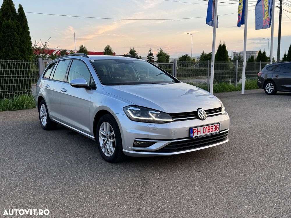 Volkswagen Golf 2.0 TDI SCR DSG Comfortline - 3