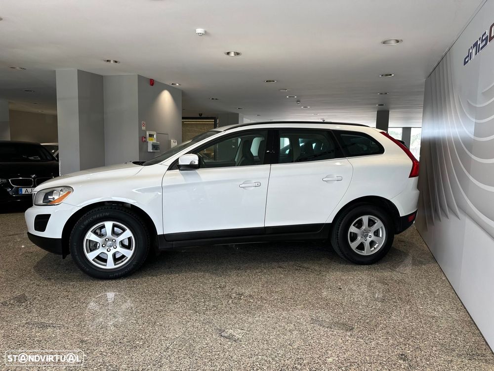 Volvo XC 60 2.4 D3 Momentum Start/Stop - 8