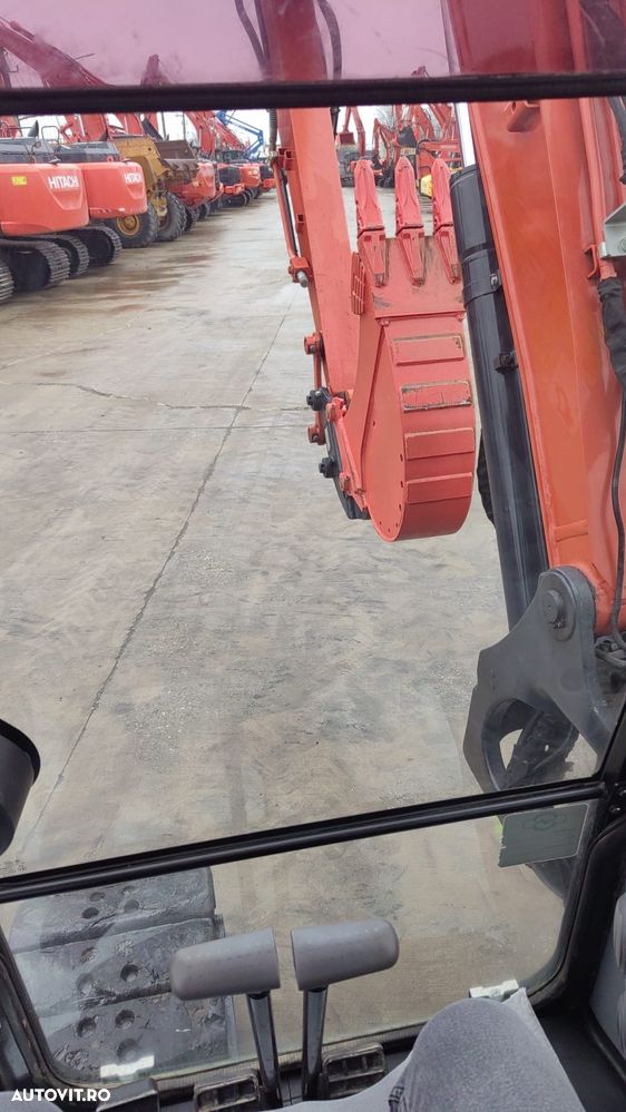 Hitachi ZX85, 9,3 TONE, 2023, 1.965h, CUPLA RAPIDA HIDRAULICA, cupe ingusta si lata NOI, cupa taluz neinclinabila NOUA, senile cauciuc PAD, LAMA NIVELARE, Instalatia picon pe brate, Aer cond, sistem antifurt, Ad sapare 5m,ridica 5t, CA NOU-PROMOTIE 64.900Eur - 18