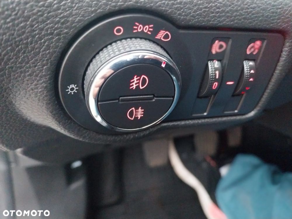 Opel Astra - 25