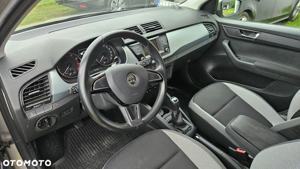 Skoda Fabia 1.2 TSI Edition - 4