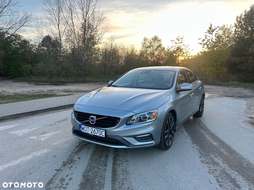 Volvo S60 T5 Geartronic RDesign - 2