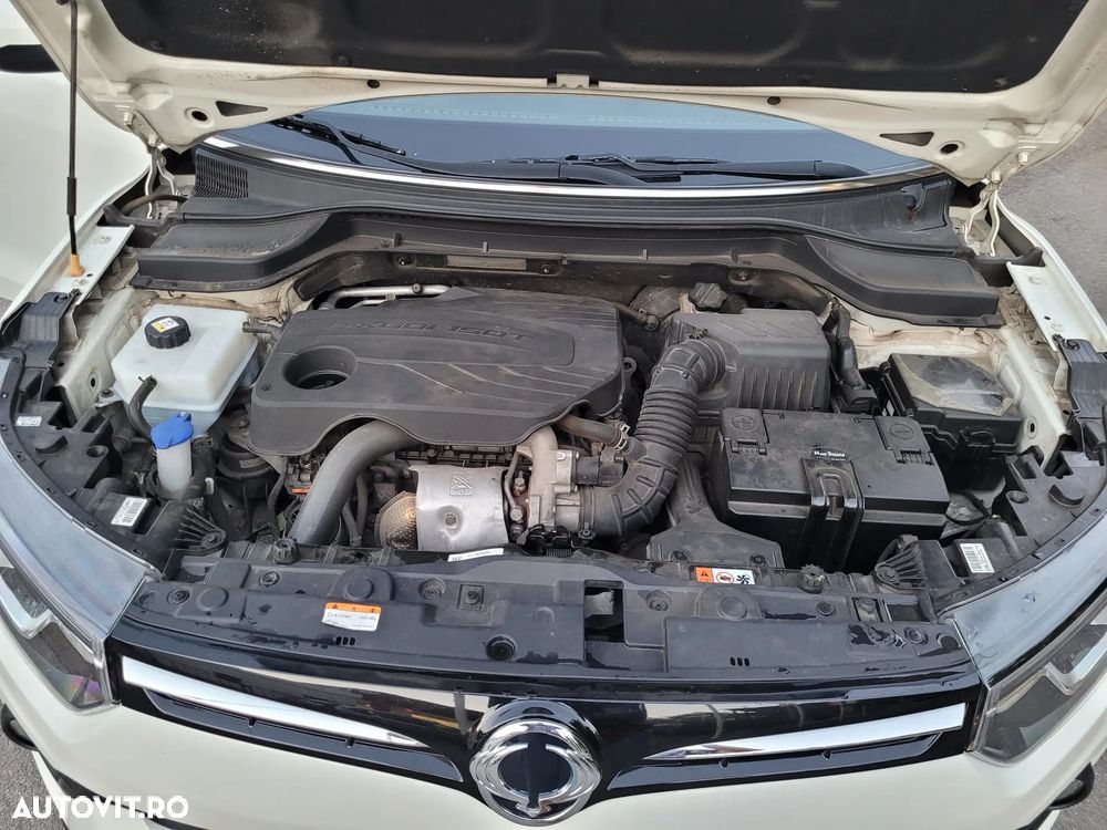 SsangYong Tivoli 1.5L GDI  Turbo STD - 10