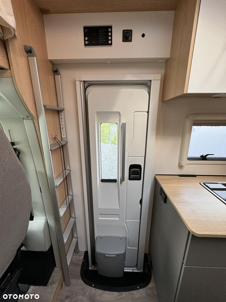 LMC Tourer A690 - 6 osobowy, Używany, FV23%, Doposażony - 15