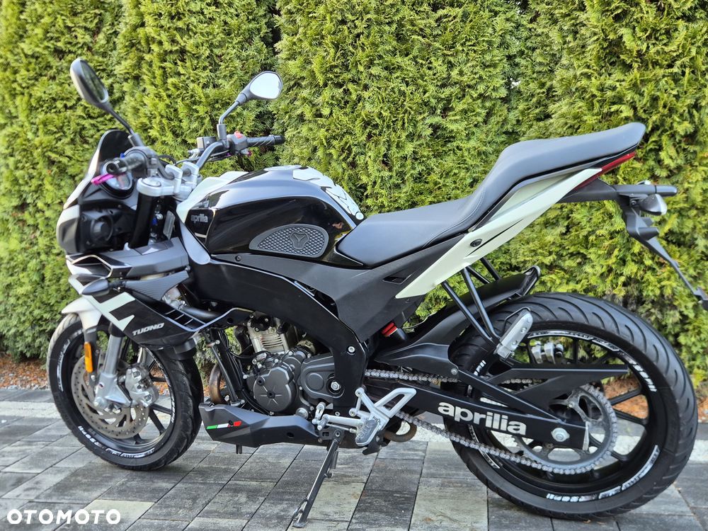 Aprilia Tuono - 6