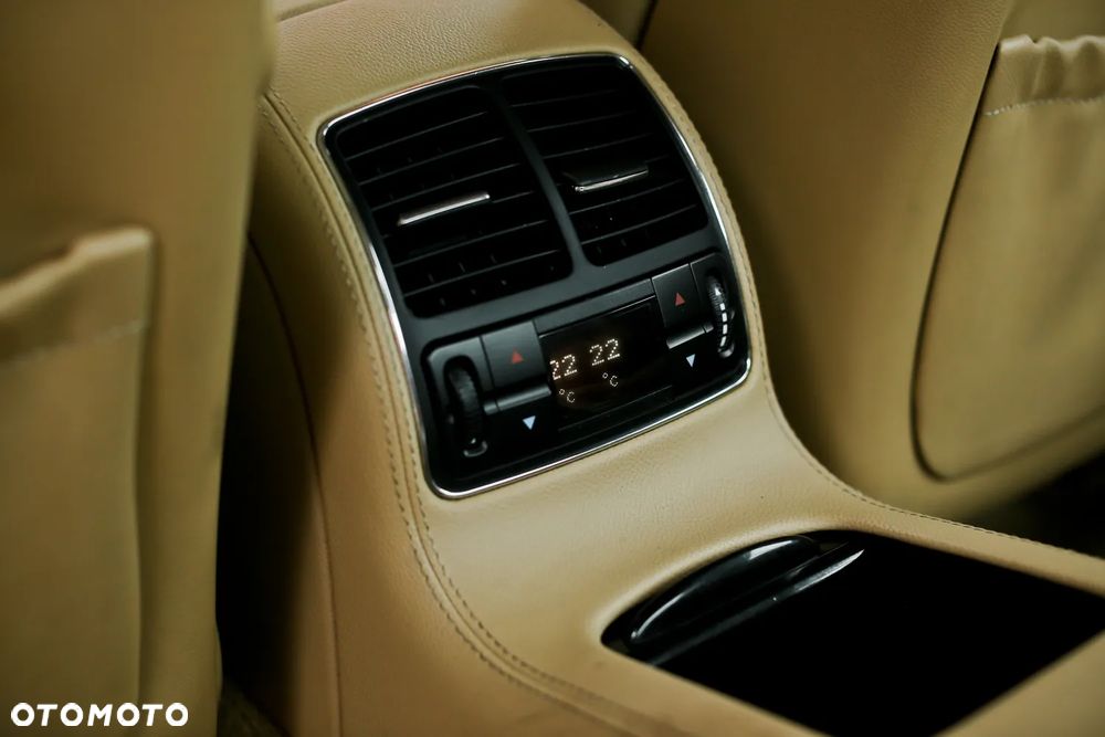 Mercedes-Benz CLS 350 7G-TRONIC - 28