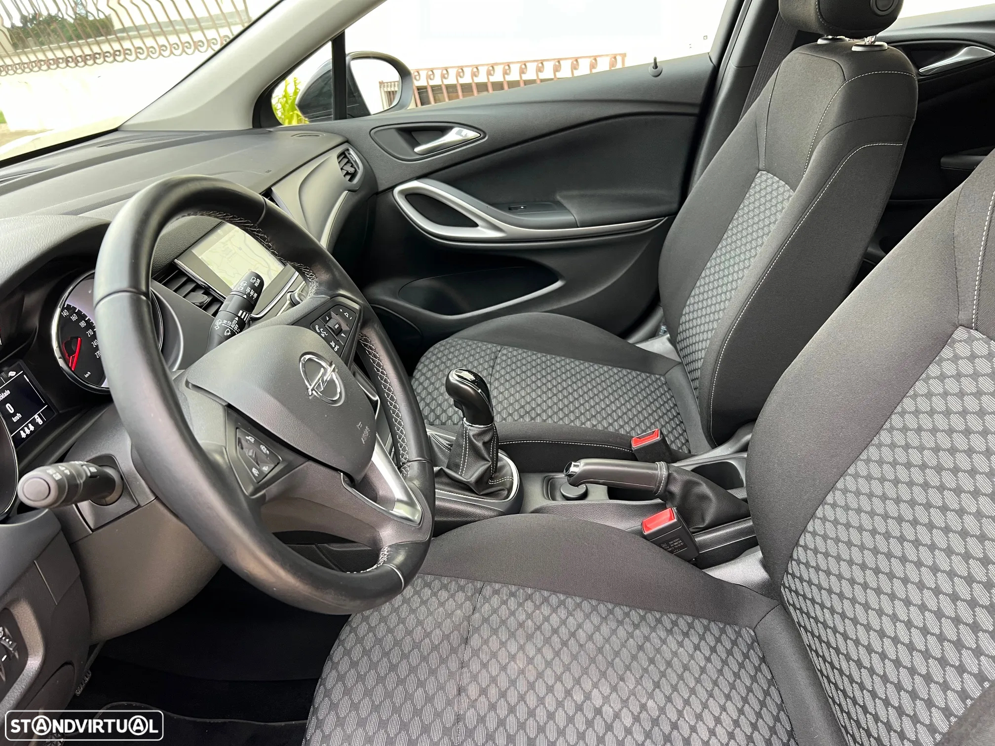 Opel Astra Sports Tourer 1.5 D Business Edition S/S - 19