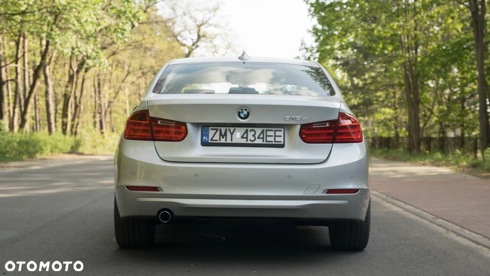 BMW Seria 3 318d - 6