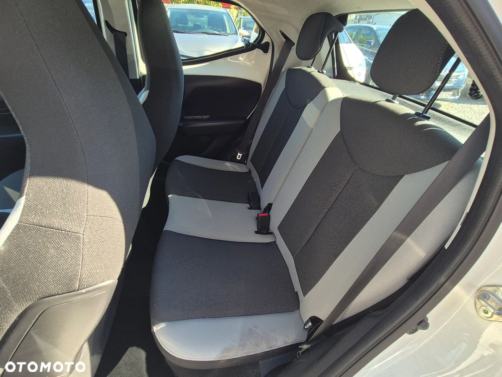 Toyota Aygo x-play Eco - 27