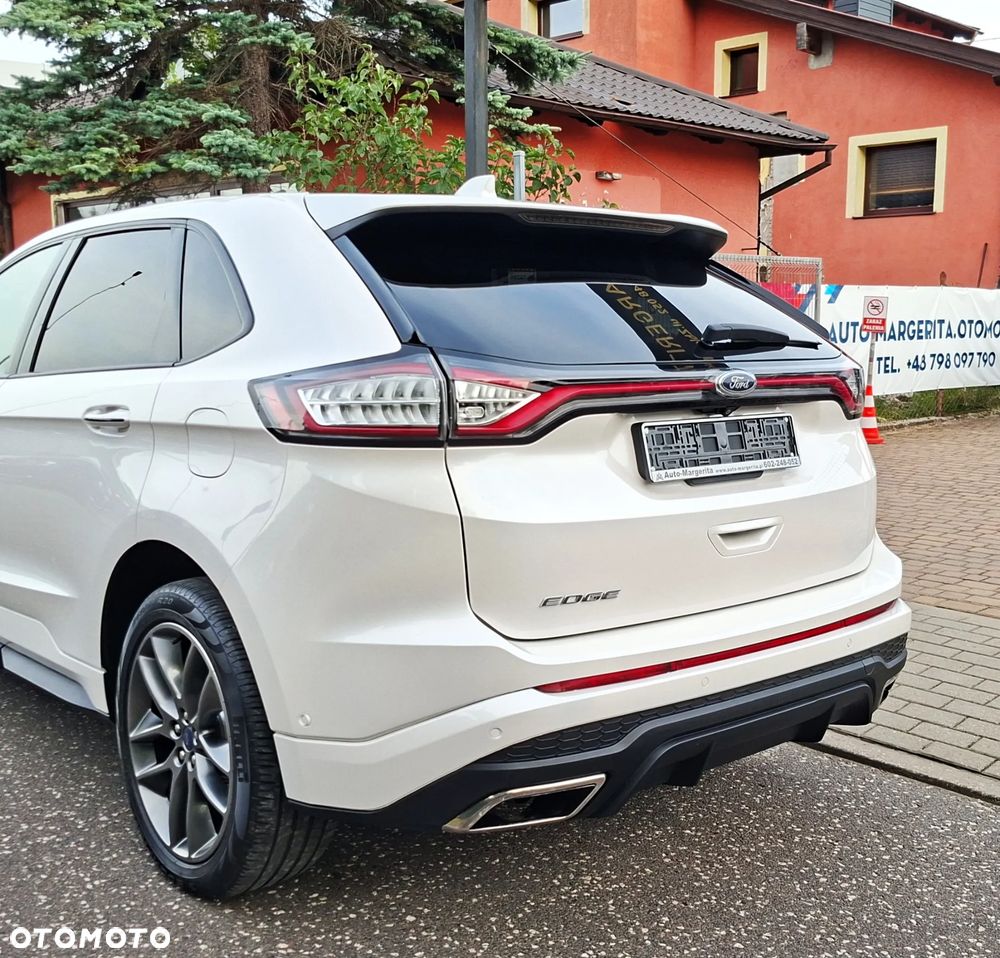 Ford Edge 2.0 TDCi Bi-Turbo 4x4 ST-LINE - 12