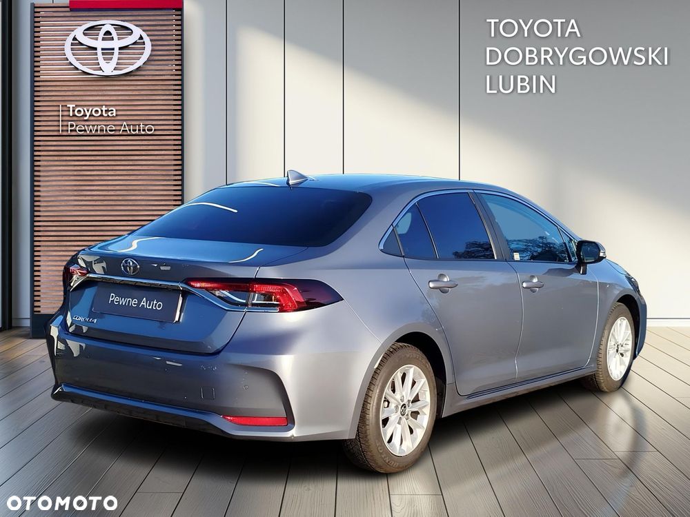 Toyota Corolla - 5